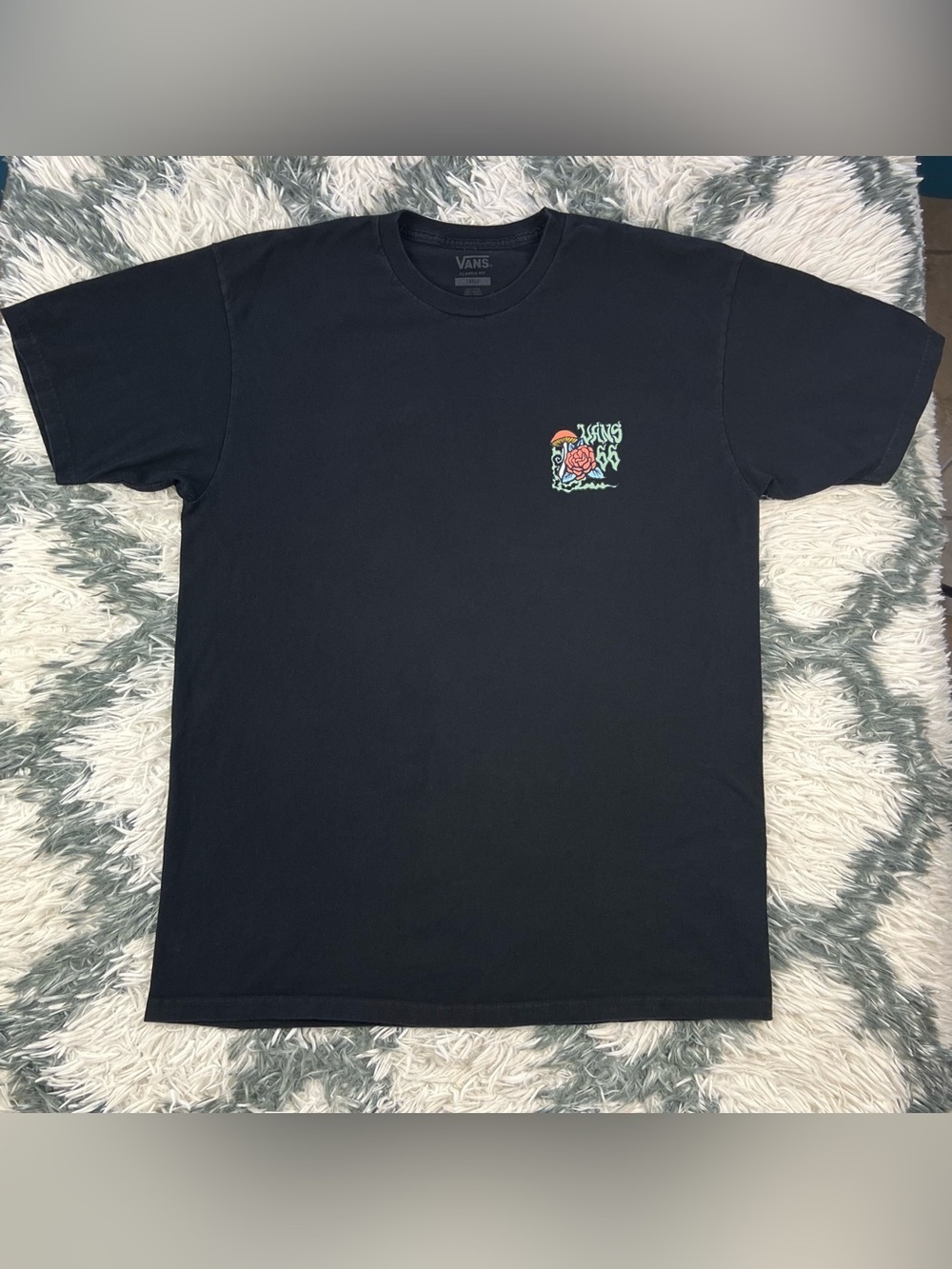 Vans Men’s Black Zoned Out T-shirt Size Large Mushroom Rose Graphic
